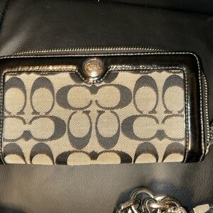 Coach Signature Jacquard Accordion Zip Wallet
